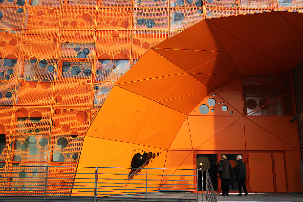 Lyon Confluence, bureaux Cube Orange - Architecte : Jakob et Mac Farlane - Photo : Vincent Laganier