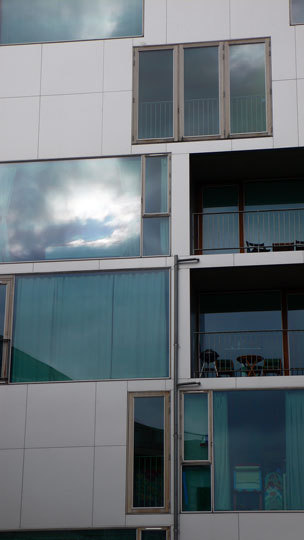 VM Houses, zoom façade, logements M - Ørestad City, Copenhague, Danemark - Architectes : Bjarke Ingels Group, Julien De Smedt Architects - Photo : Vincent Laganier