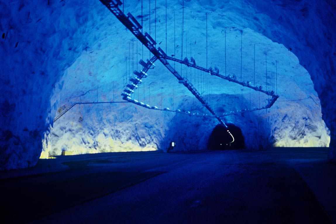 Tunnel de Laerdal, entre Bergen et Oslo, Norvège - Conception lumière et Photo Erik Selmer_54