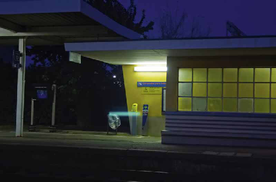 Poésie[s] du rail (train-train quotidien) - Photo : Thierry Trial - Rencontres de la photo 2003, Chabeuil, France