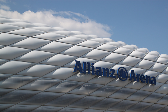 Allianz-Arena-Munich,-Allemagne---Architectes-Herzog-&-de-Meuron---Photo-Vincent-Laganier