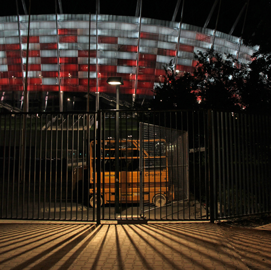 Stade National, vue devant l'édifice, nuit, Varsovie, Pologne – Architectes JSK, GMP, SBP - Photo 2 Vincent Laganier