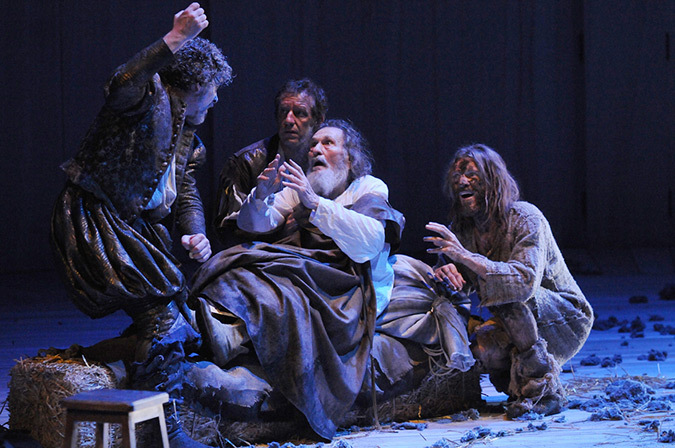 Le Roi Lear de William Shakespeare - Mise en scène : Christian Schiaretti - Création TNP 2014, Villeurbanne, France © Christian Ganet