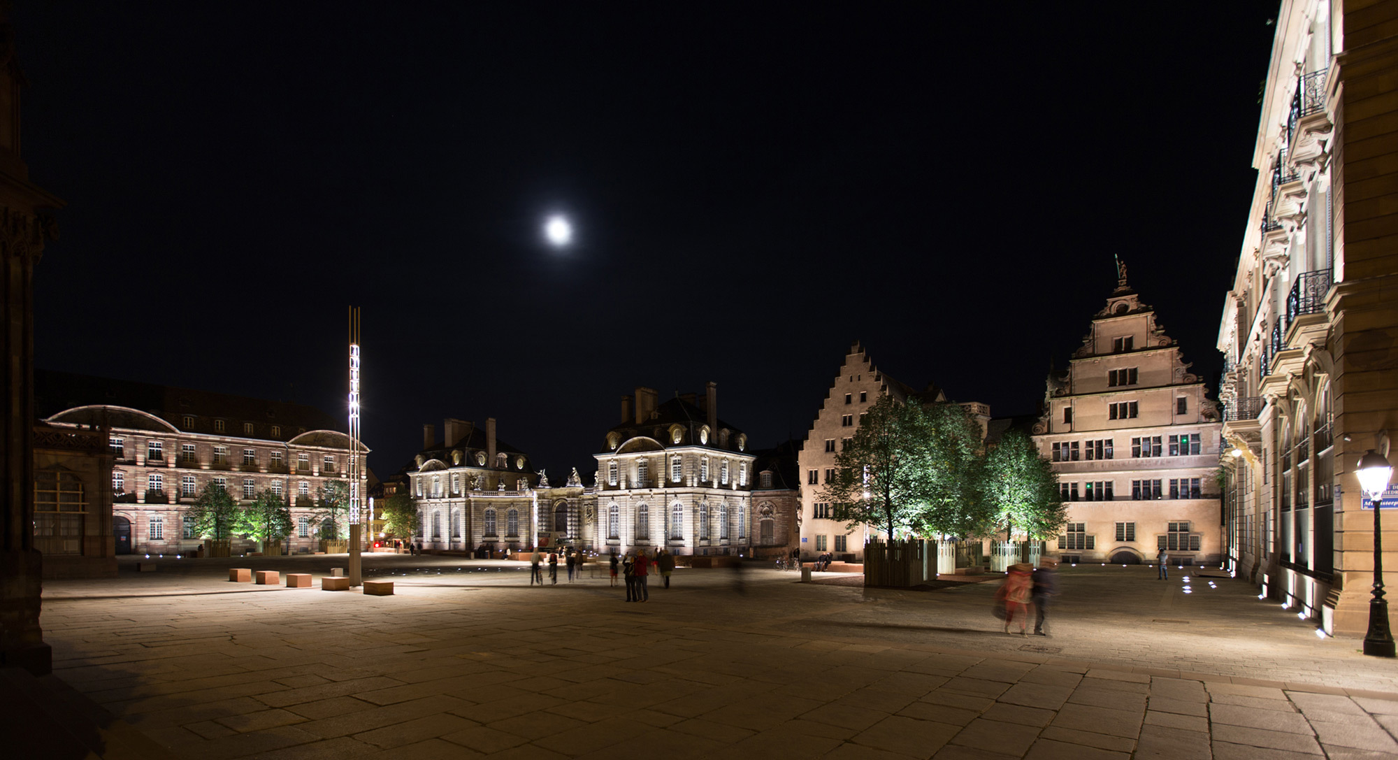 Place-chateau-Strasbourg-Concepteur-lumiere-Acte-Lumiere
