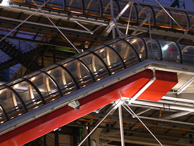 12-Centre Georges Pompidou, Paris - Architectes Renzo Piano, Richard Rogers - Concepteur lumière Jacques Rouveyrollis, Roland Jeol - Photo Vincent Laganier