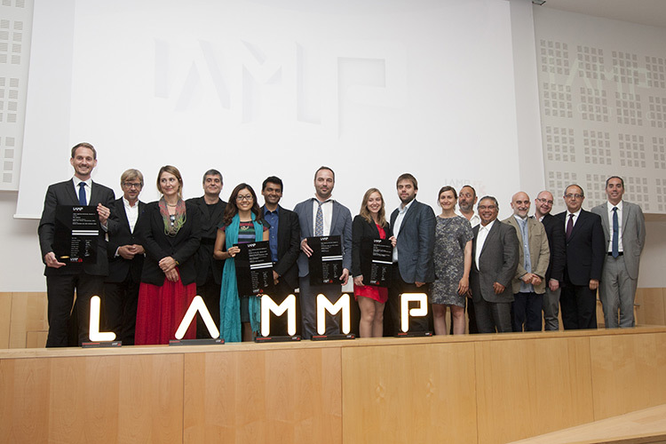 Laureats-et-Jury-Trophees-Lamp-2013-Lamp-Lighting-Solutions-Awards-2013_3