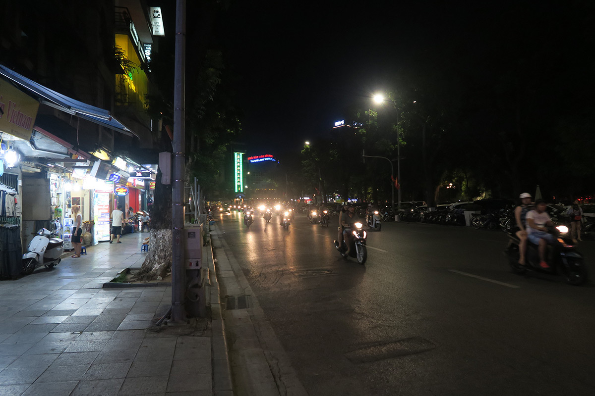 Hanoi - Voyage au Vietnam © Roger Narboni, concepteur lumière