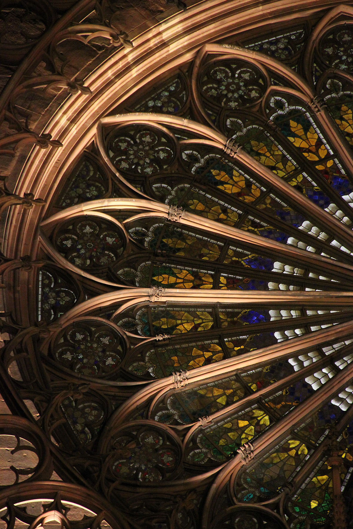 Cathédrale Notre-Dame, Strasbourg, France - détail de la mise en lumière pérenne - Conception lumière : L'Acte Lumière © Vincent Laganier