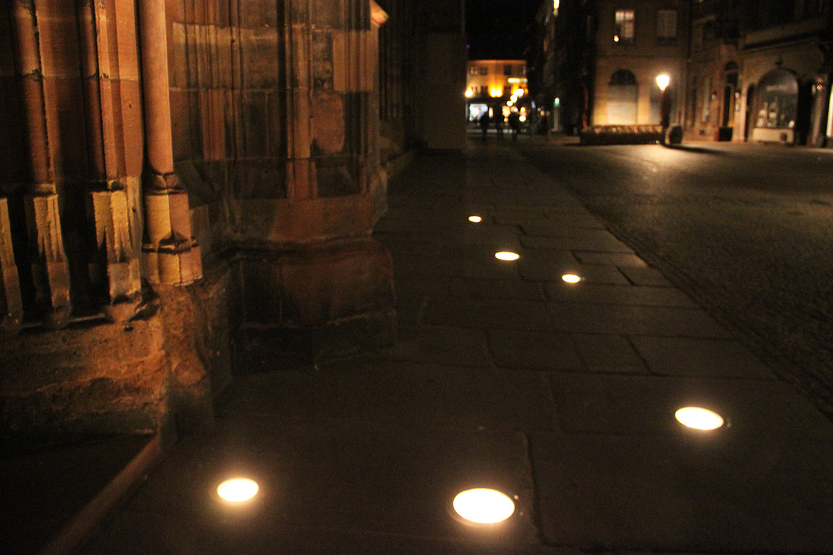 Cathédrale Notre-Dame, Strasbourg, France - détail de la mise en lumière pérenne - Conception lumière : L'Acte Lumière © Vincent Laganier