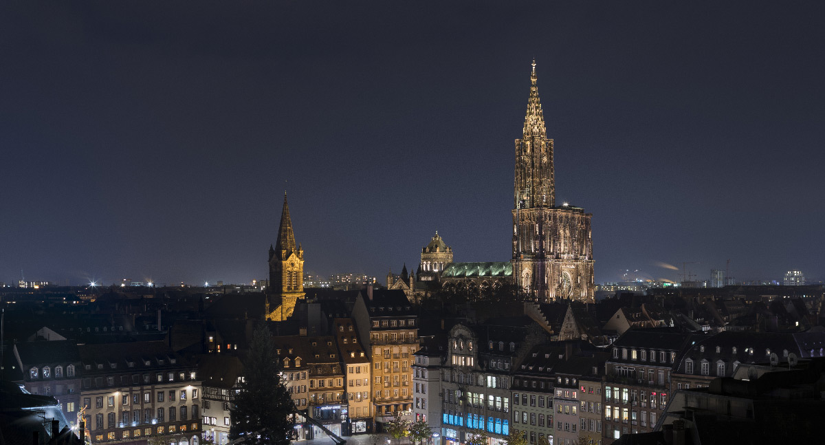 Cathédrale Notre-Dame de Strasbourg, France - Conception lumière : L'Acte Lumière © Xavier Boymond, Novembre 2016